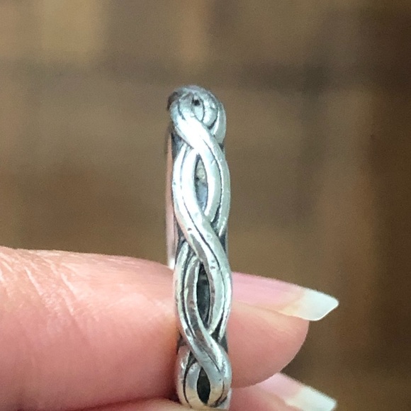 Pandora retired Twist ring - Picture 11 of 12